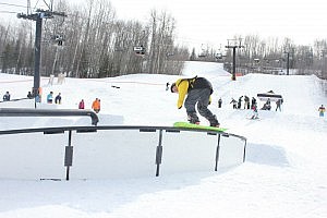 558986_446212838795192_1369326498_n